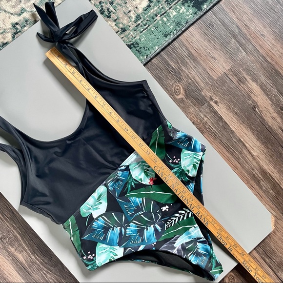 SHEIN Black & Tropical 1 Piece Swimsuit Hi Cut Bathing Suit - Picture 6 of 10